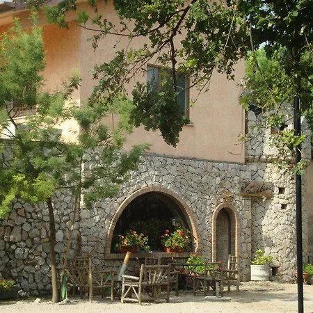 Alloggio per agriturismo Agriturismo Il Capannaccio Sezze